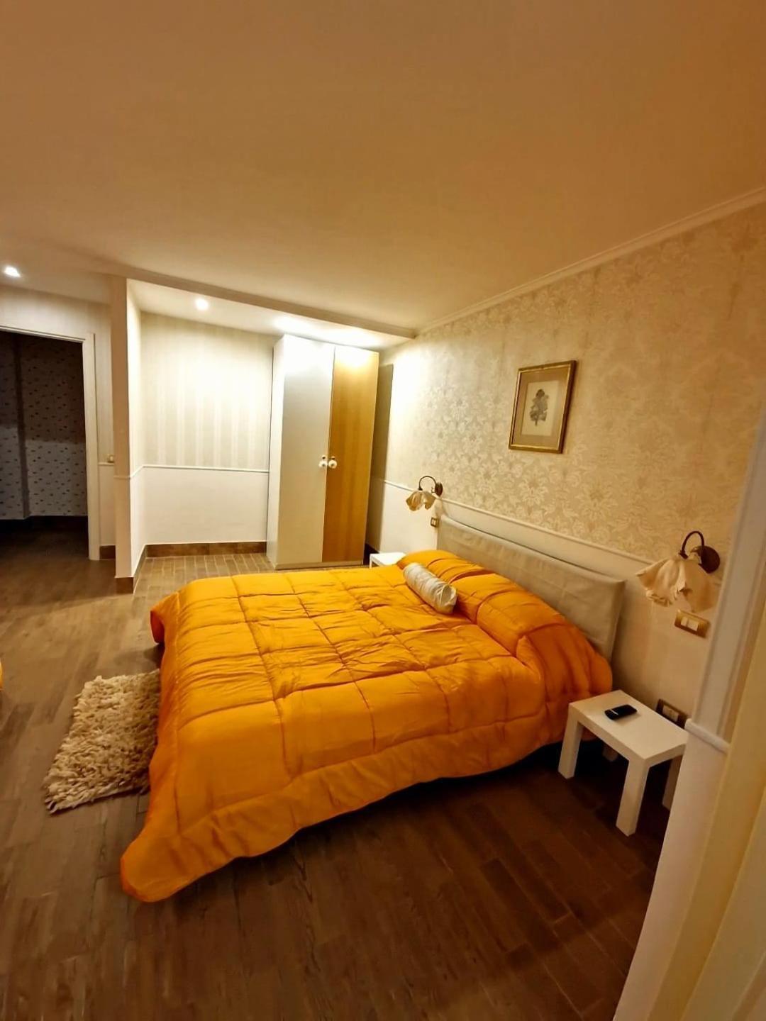 Fuga A Napoli Apartment Esterno foto