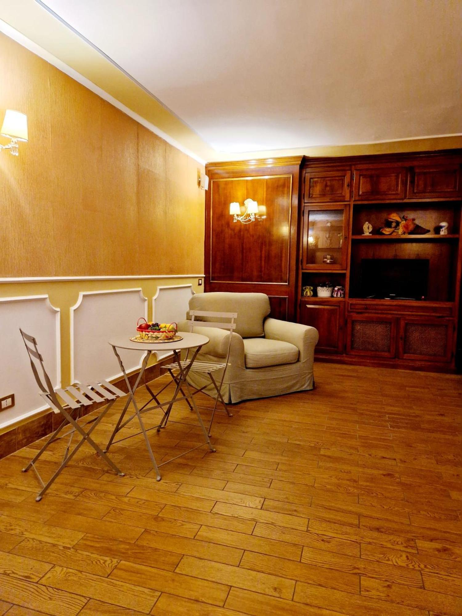 Fuga A Napoli Apartment Esterno foto